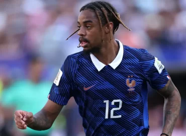 Why isn’t Bradley Barcola starting for France against Morocco at the 2026 World Cup?