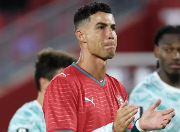World Cup Recap: Ronaldo Heroics Guide Portugal Past Croatia as Spain and Switzerland Dominate