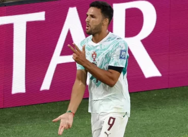 Ramos puts Portugal in Round of 16 with late goal over Croatia (2-1)
