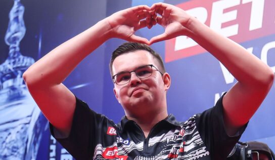 Van Veen on Winter Garden boos: That 118 finish was for you!