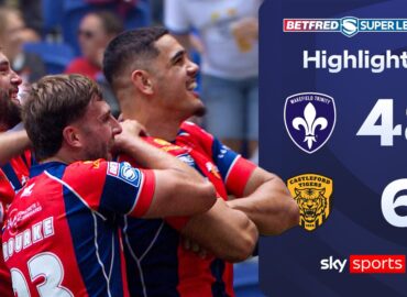 Wakefield score NINE tries to demolish sorry Castleford!